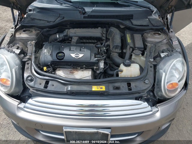 2011 MINI COOPER WMWSU3C50BT098922 Photo 9