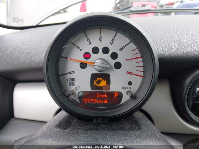 2011 MINI COOPER WMWSU3C50BT098922 Photo 6