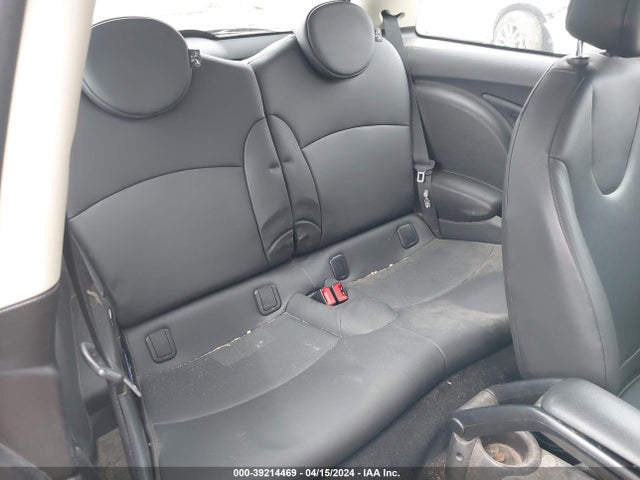 2011 MINI COOPER WMWSU3C50BT098922 Photo 7