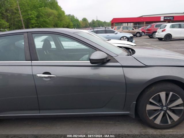 1N4BL4DW3MN312088 Nissan Altima Sv Intelligent Awd