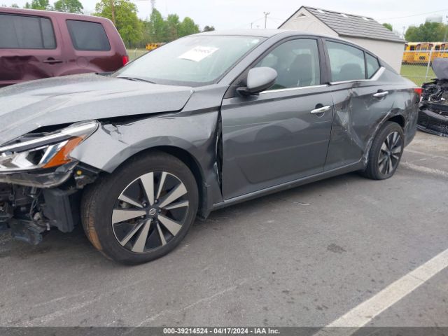 1N4BL4DW3MN312088 Nissan Altima Sv Intelligent Awd