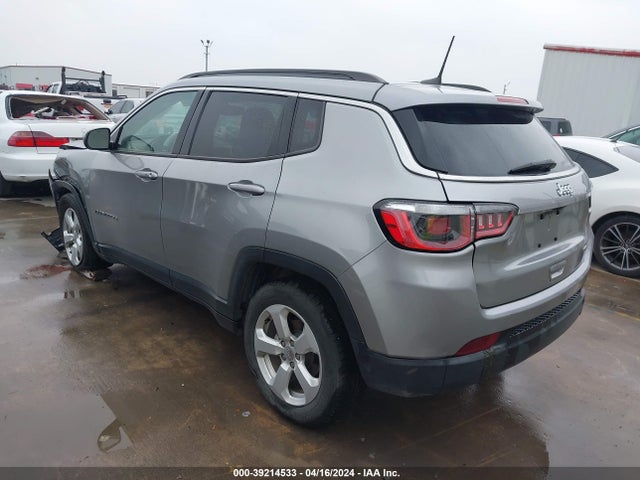 3C4NJCBB8KT782587 Jeep Compass Latitude Fwd