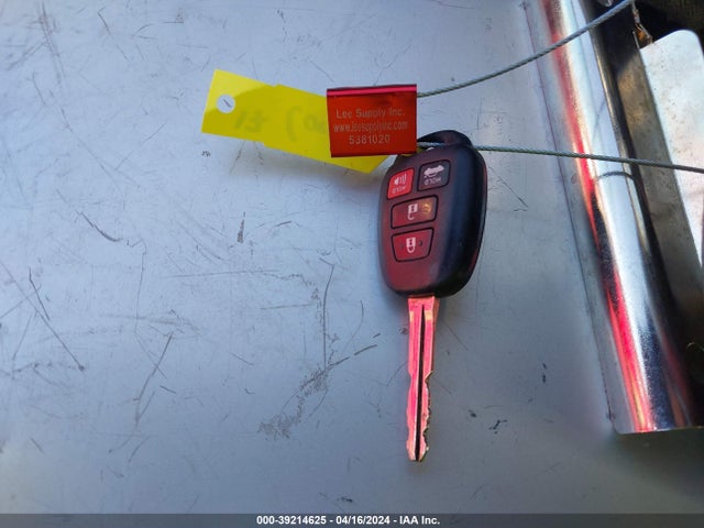 Toyota COROLLA LE 2017 5YFBURHE4HP672887 Image 11