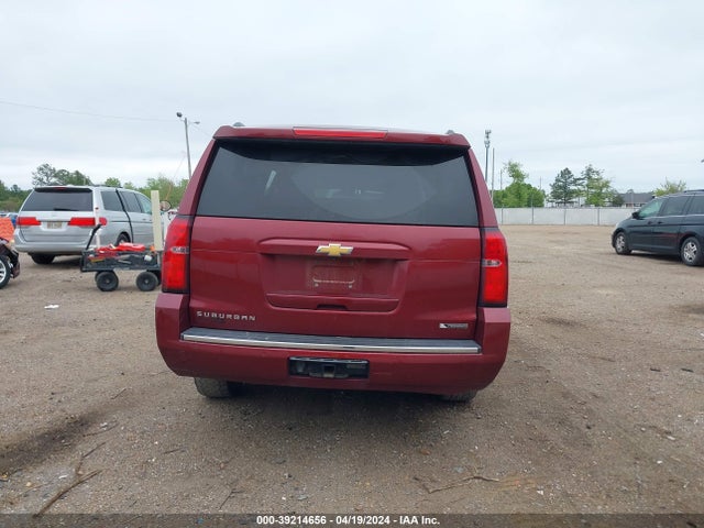 Chevrolet Suburban Premier 2017 1GNSKJKC9HR175782 Image 16