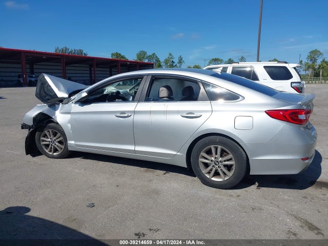 Hyundai SONATA SE 2015 5NPE24AF6FH231863 Image 14