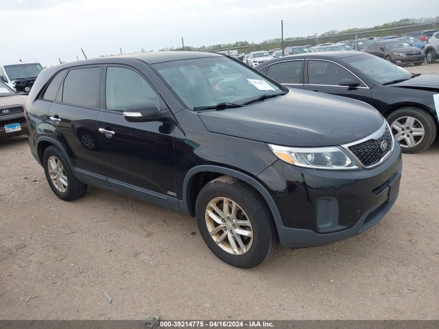 KIA SORENTO LX 2015 5XYKTCA66FG624375 Image 1