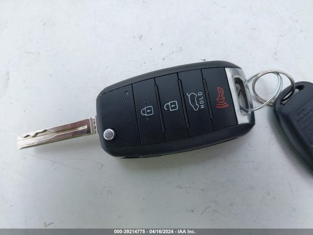 KIA SORENTO LX 2015 5XYKTCA66FG624375 Image 11