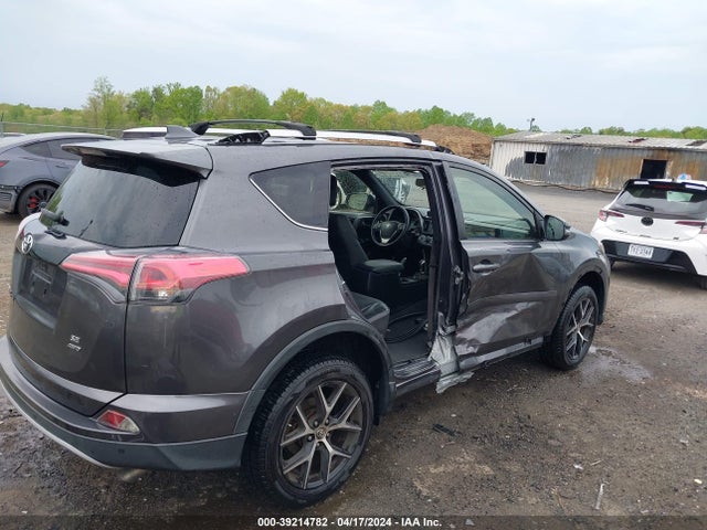 Toyota RAV4 SE 2016 JTMJFREV3GJ061603 Image 4