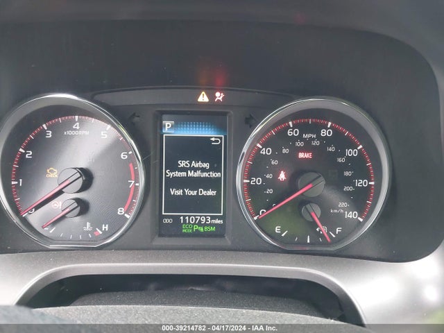 Toyota RAV4 SE 2016 JTMJFREV3GJ061603 Image 7