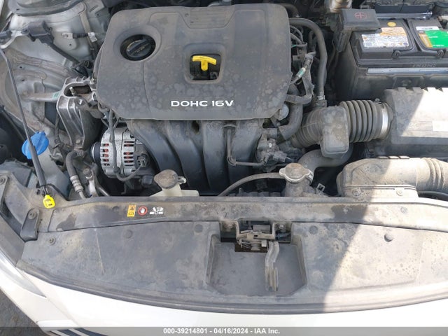 Hyundai Elantra Value Edition 2018 5NPD84LF1JH325004 Image 10