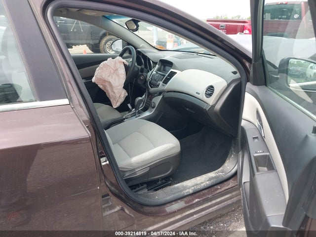 Chevrolet Cruze 1lt Auto 2015 1G1PC5SB9F7146861 Image 5