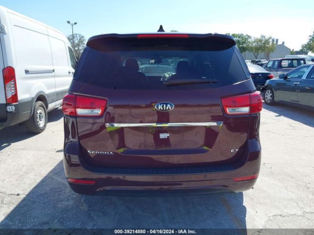 KNDMC5C13G6180883 KIA SEDONA EX