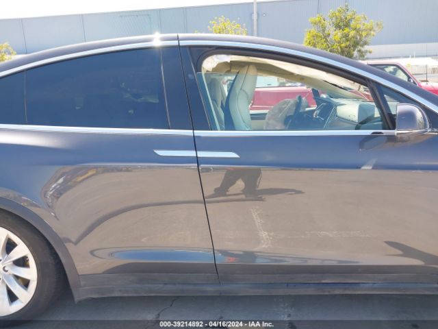 5YJXCDE20HF077410 Tesla Model X 100d/75d/90d