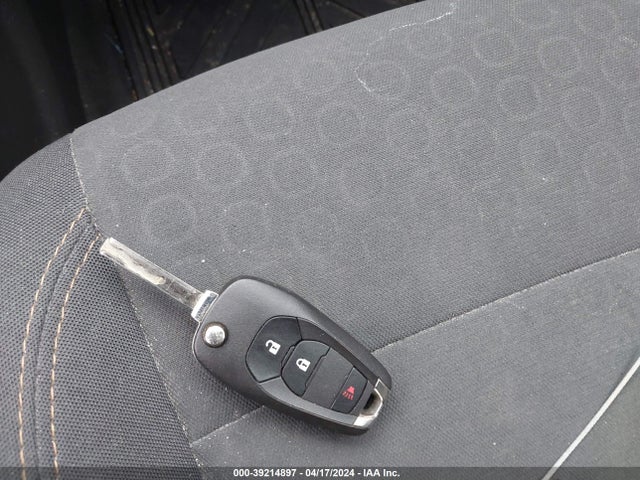 Chevrolet TRAX LS 2019 3GNCJKSBXKL342878 Image 11