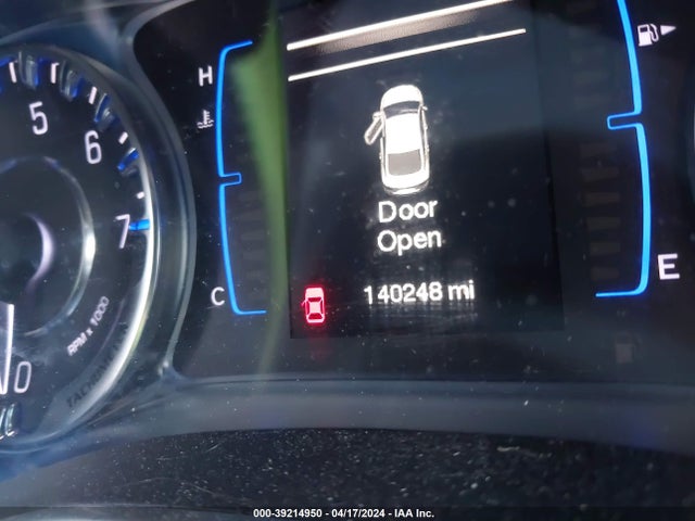 Chrysler 200 Limited 2015 1C3CCCAB7FN646688 Image 7