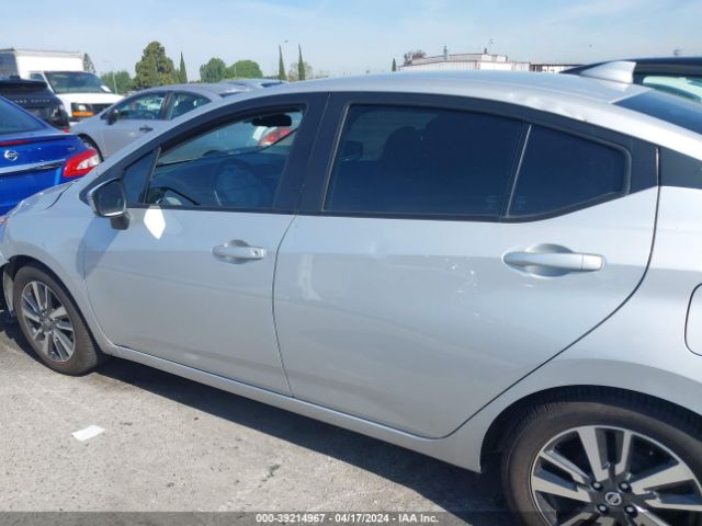 3N1CN8EV8ML846986 Nissan Versa Sv Xtronic Cvt