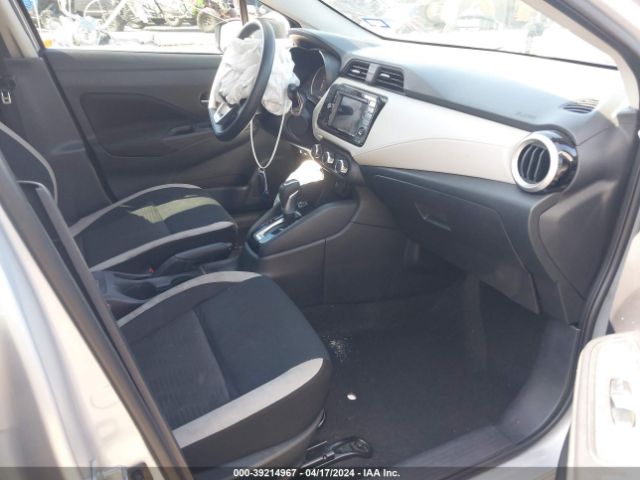3N1CN8EV8ML846986 Nissan Versa Sv Xtronic Cvt