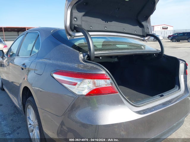 Toyota CAMRY LE 2020 4T1C11AK2LU359004 Image 18