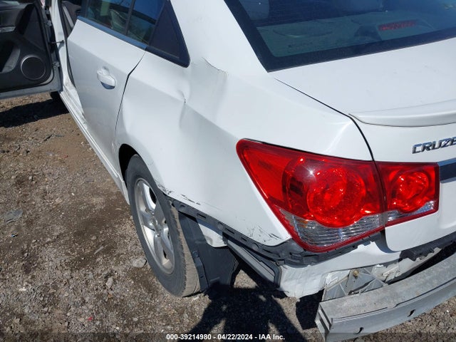 Chevrolet Cruze 1lt Auto 2015 1G1PC5SBXF7118082 Image 14