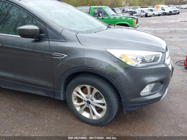 Ford ESCAPE SE 2018 1FMCU9GD7JUC61467 Image 6
