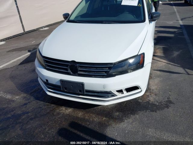 3VW267AJ4GM397756 Volkswagen Jetta 1.4t S