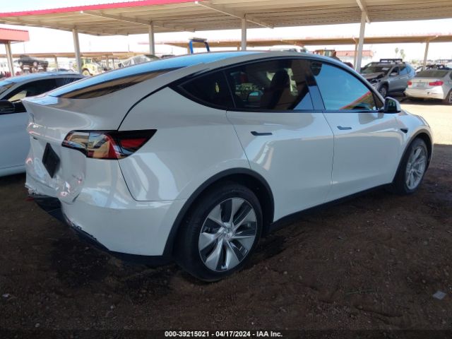 2023 TESLA MODEL Y 7SAYGAEE7PF815075 Photo 3