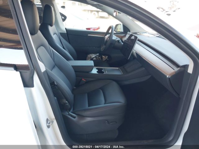 2023 TESLA MODEL Y 7SAYGAEE7PF815075 Photo 4