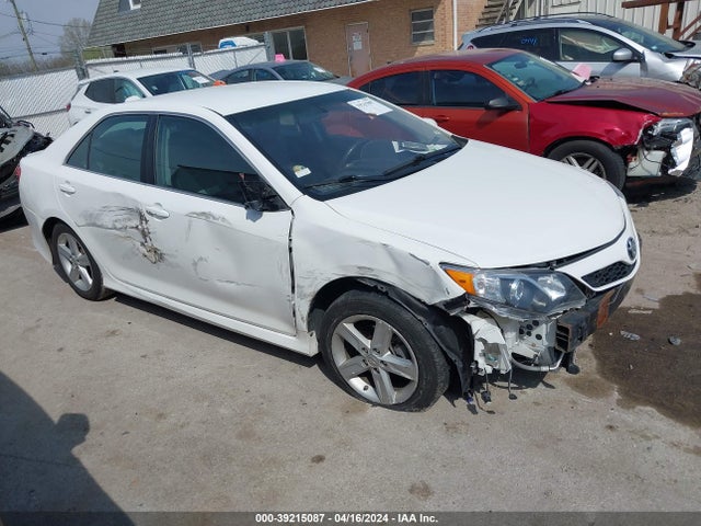 Toyota CAMRY SE 2014 4T1BF1FK1EU806852 Image 1