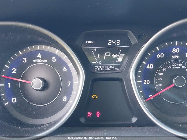 Hyundai ELANTRA SE 2015 5NPDH4AE8FH581383 Image 16