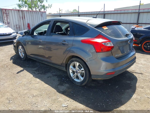 Ford FOCUS SE 2014 1FADP3K27EL151586 Image 3