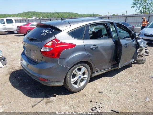 Ford FOCUS SE 2014 1FADP3K27EL151586 Image 4