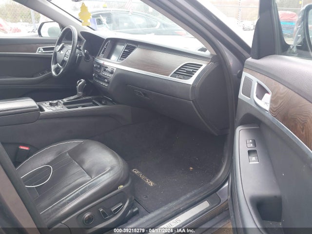 Hyundai Genesis 3.8 2015 KMHGN4JEXFU022909 Image 5