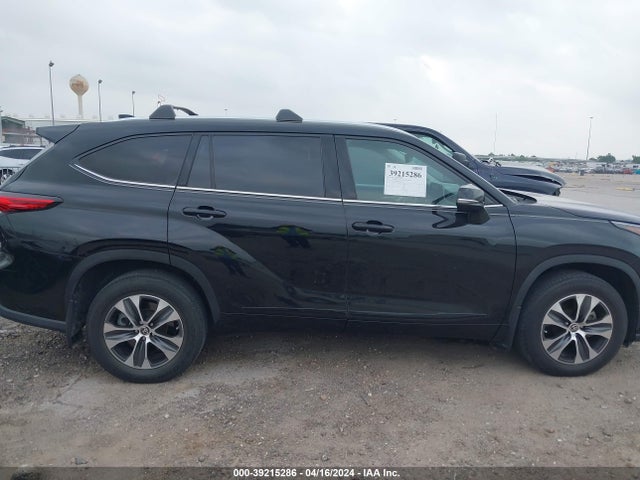 Toyota Highlander Xle 2021 5TDHZRBH0MS530505 Image 13