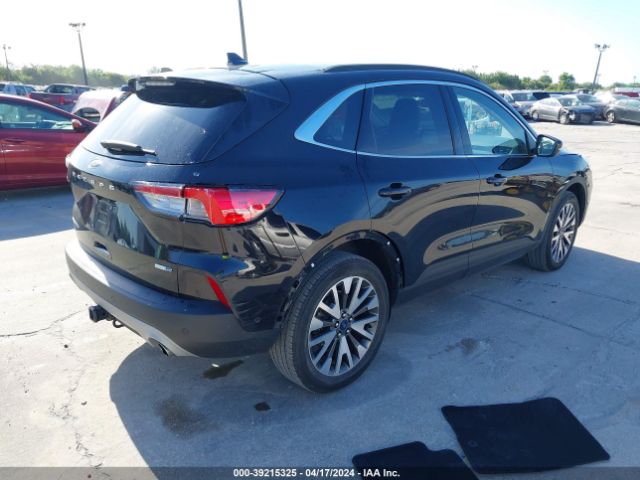 1FMCU9J97LUA73118 Ford Escape Titanium