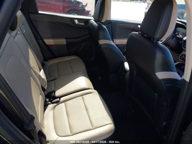 1FMCU9J97LUA73118 Ford Escape Titanium
