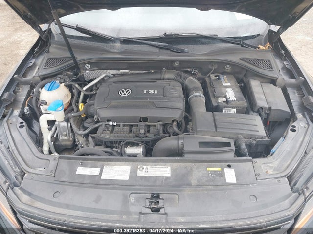1VWAT7A37GC011838 Volkswagen Passat 1.8t S