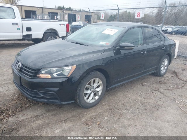 1VWAT7A37GC011838 Volkswagen Passat 1.8t S
