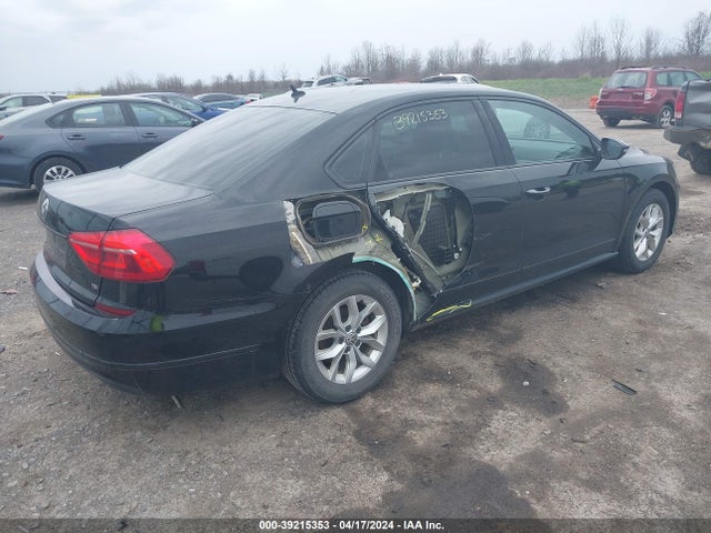 1VWAT7A37GC011838 Volkswagen Passat 1.8t S