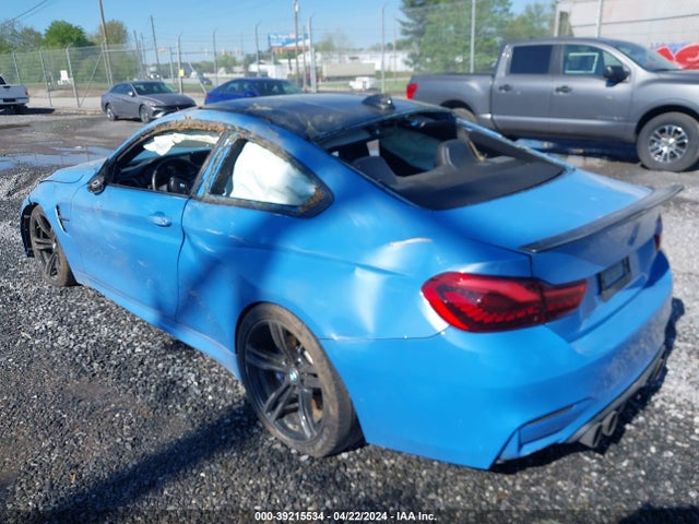WBS3R9C57FK332893 BMW M4