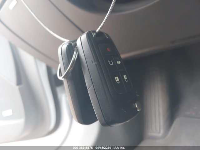 2G1105S30H9102465 Chevrolet IMPALA 1LT