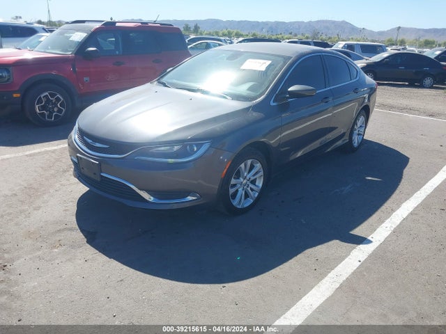 Chrysler 200 Limited 2015 1C3CCCAB8FN617300 Image 2