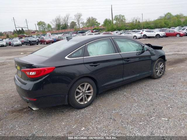 Hyundai SONATA SE 2016 5NPE24AFXGH297415 Image 4