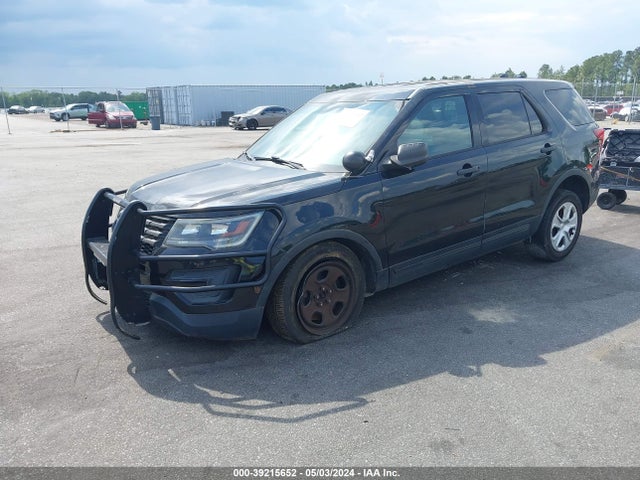 Ford Utility Police Interceptor 2016 1FM5K8ARXGGD32164 Image 2