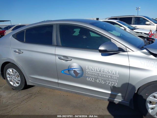 Hyundai ELANTRA SE 2020 5NPD74LF7LH593898 Image 14