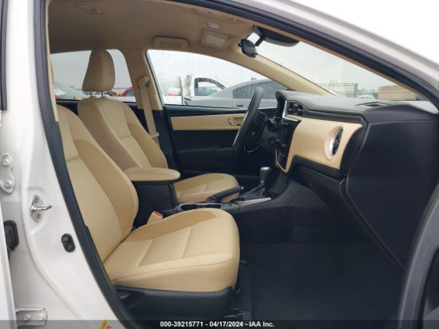 2T1BURHE0JC028955 Toyota COROLLA LE