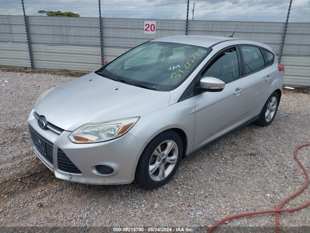 Ford FOCUS SE 2014 1FADP3K2XEL456760 Image 2