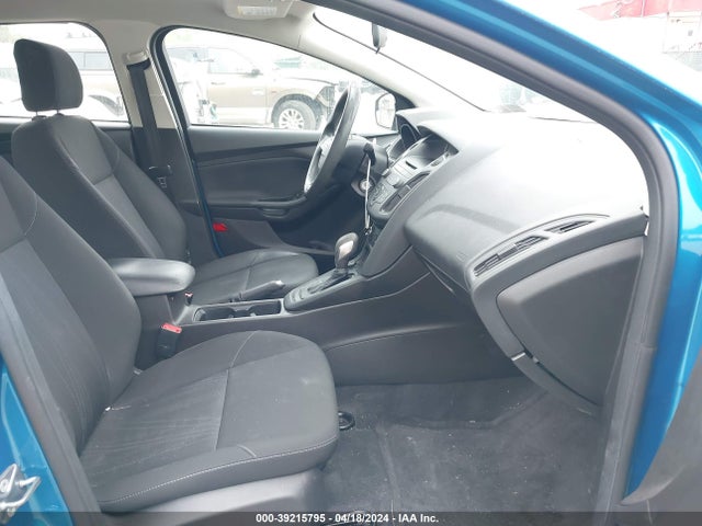Ford FOCUS SE 2017 1FADP3F27HL262864 Image 5