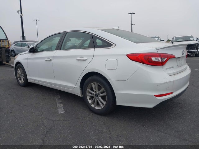 Hyundai SONATA SE 2016 5NPE24AF5GH260627 Image 3