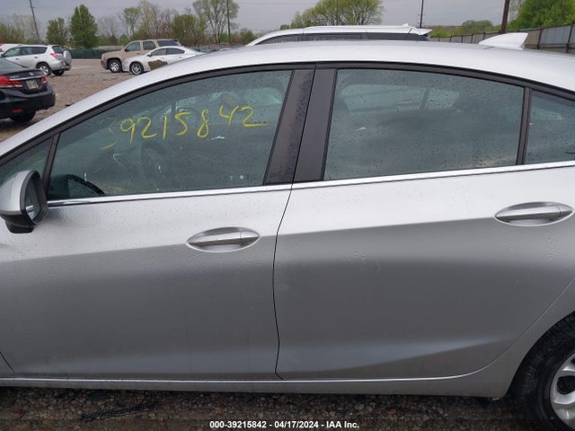Chevrolet CRUZE LT 2019 3G1BE6SMXKS556060 Image 15