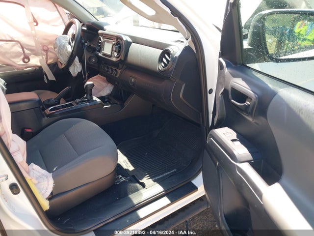 3TMCZ5AN6KM208703 Toyota Tacoma Sr V6